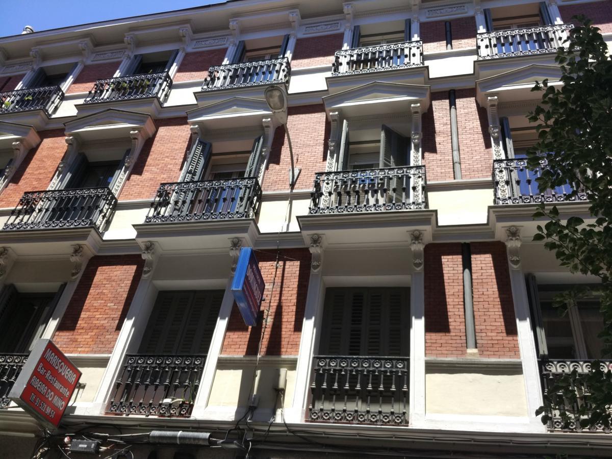 Pension Dominguez Madri Exterior foto