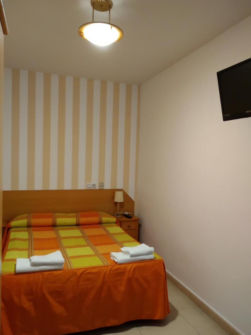 Pension Dominguez Madri Exterior foto